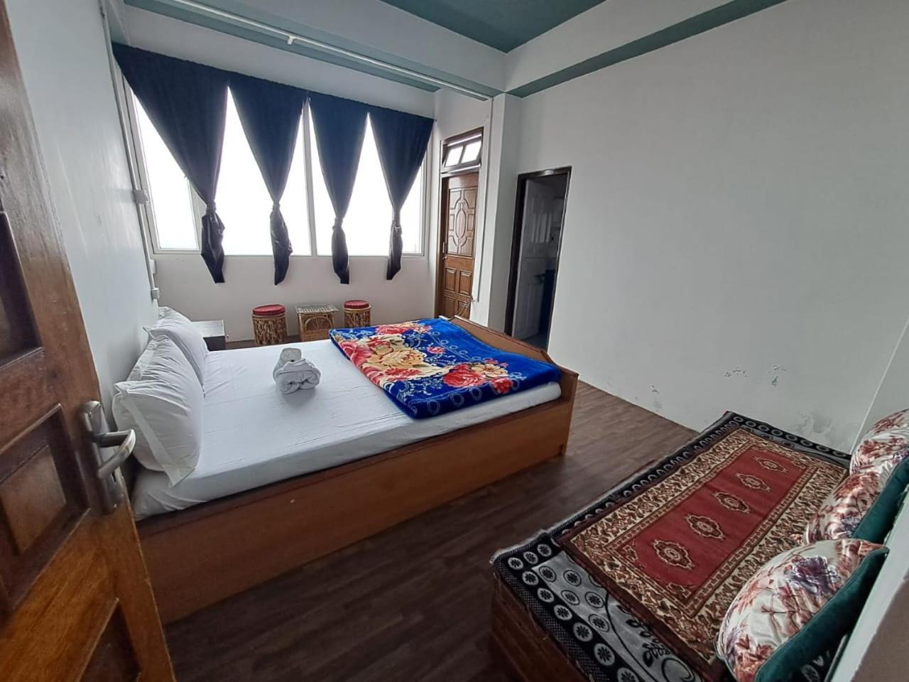 Great Eastern Valley Residency Гангток Экстерьер фото